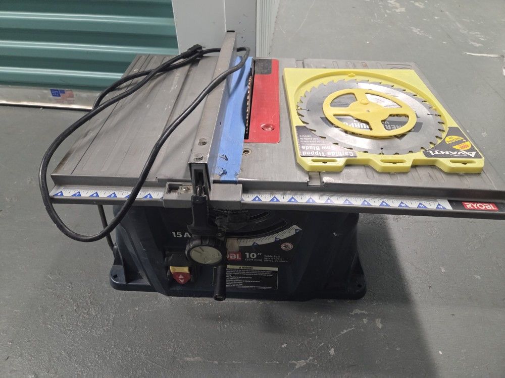 Robin 10" Table Saw