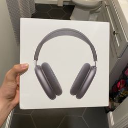 *Physical Receipts* Apple AirPod Pro Maxes- Space Grey 