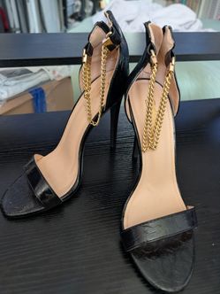 Black stilleto heels