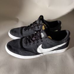 Nike SB Skateboarding Shoes Size 10