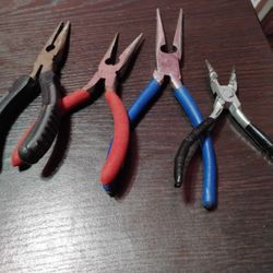 Various Size Needle Nose Pliers Set Of 4