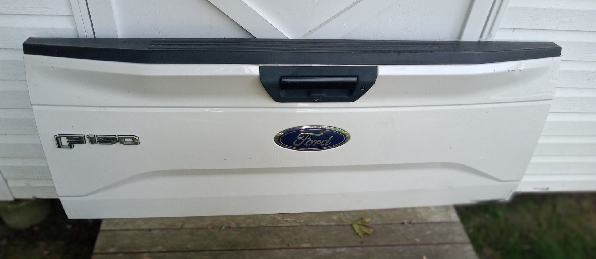 2020 Ford F150 Pick Up - Parts Tailgate