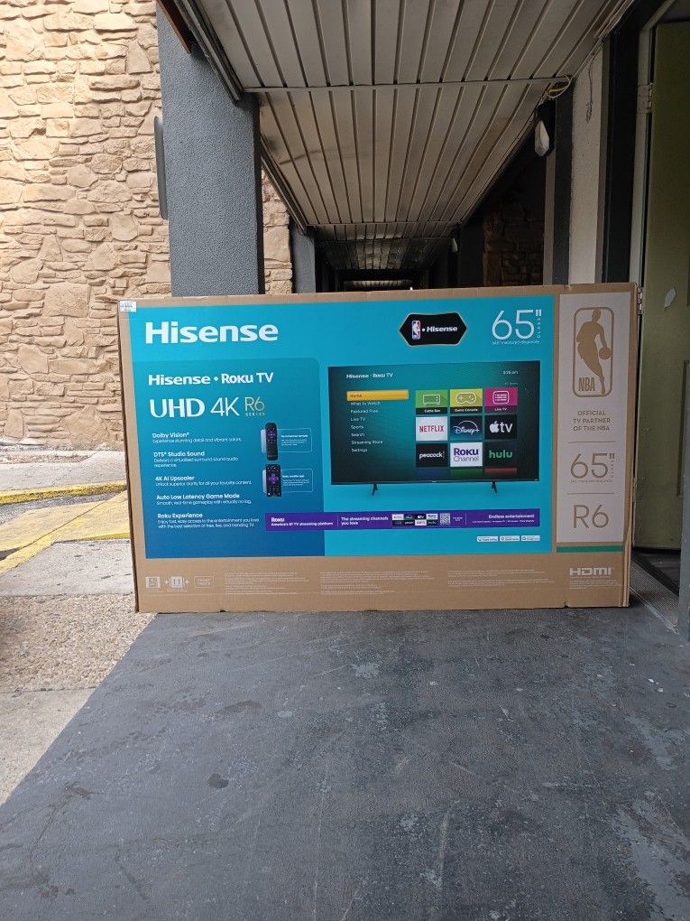 65 In Hisense TV (BRAND NEW)