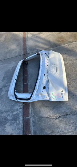 2021-2023 Honda HRV tailgate