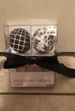 New Martha celebrations treat liners and picks 24ct