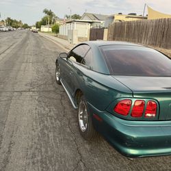 1998 Ford Mustang