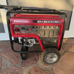Honda Generator With Brand New Battery