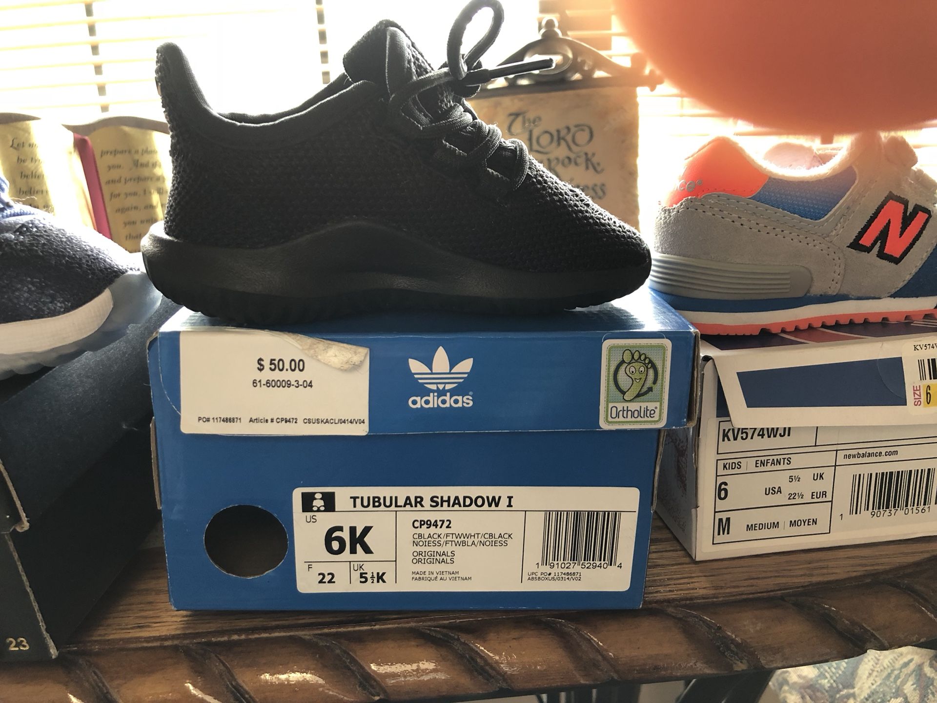 Toddler shoes (new)