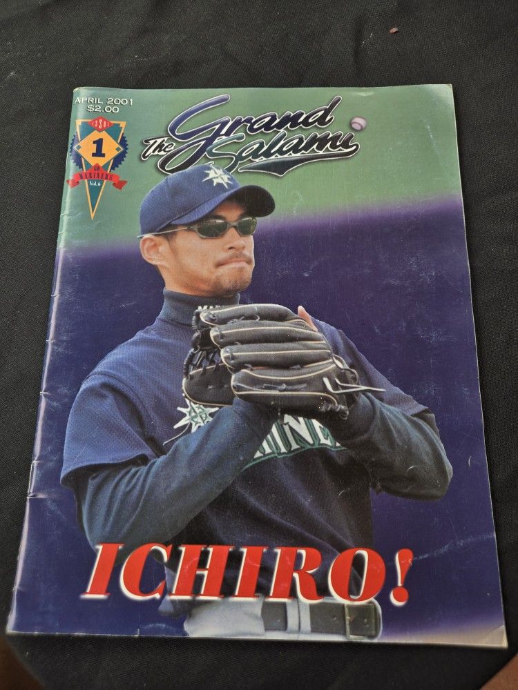 April 2001 Seattle Mariners Ichiro Gameday Program / Scorecard