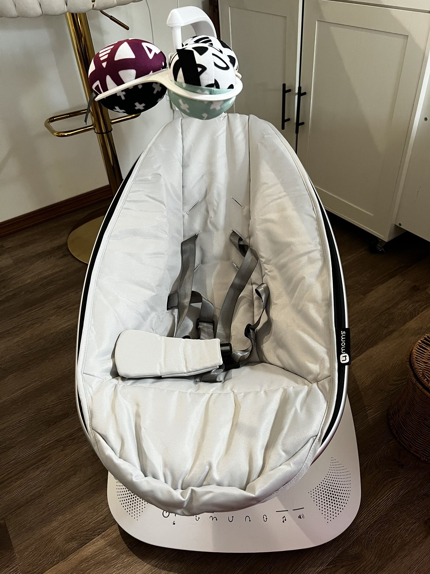 Mamaroo Multi Motion Baby Swing