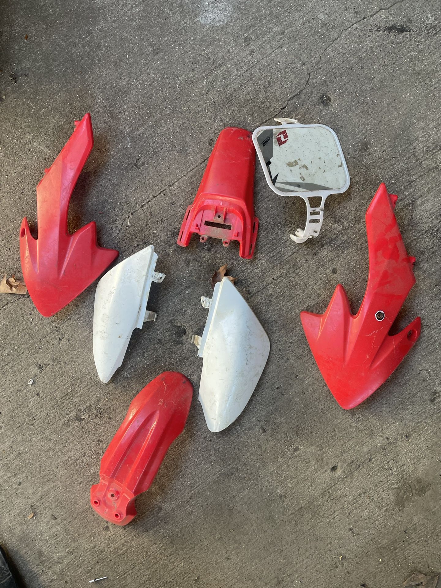 Red Plastic Kit Honda Pit bike