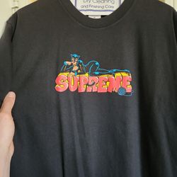 Supreme T-SHIRT