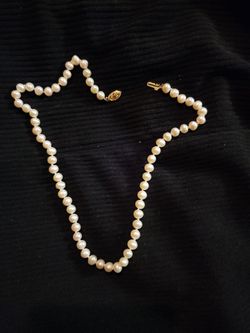 Pearl Strand Necklace with Gold Clasp14k