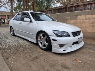 2002 Lexus IS 300