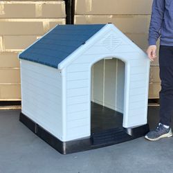$105 (Brand New) Plastic dog house large size pet indoor outdoor all weather shelter cage kennel 36x36x39” 