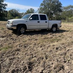 2005 Silverado Z71 4x4 4D