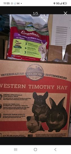 Oxbow Western Timothy Hay & Senior Rabbit Food Bundle