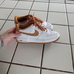 Nikes Shoes
