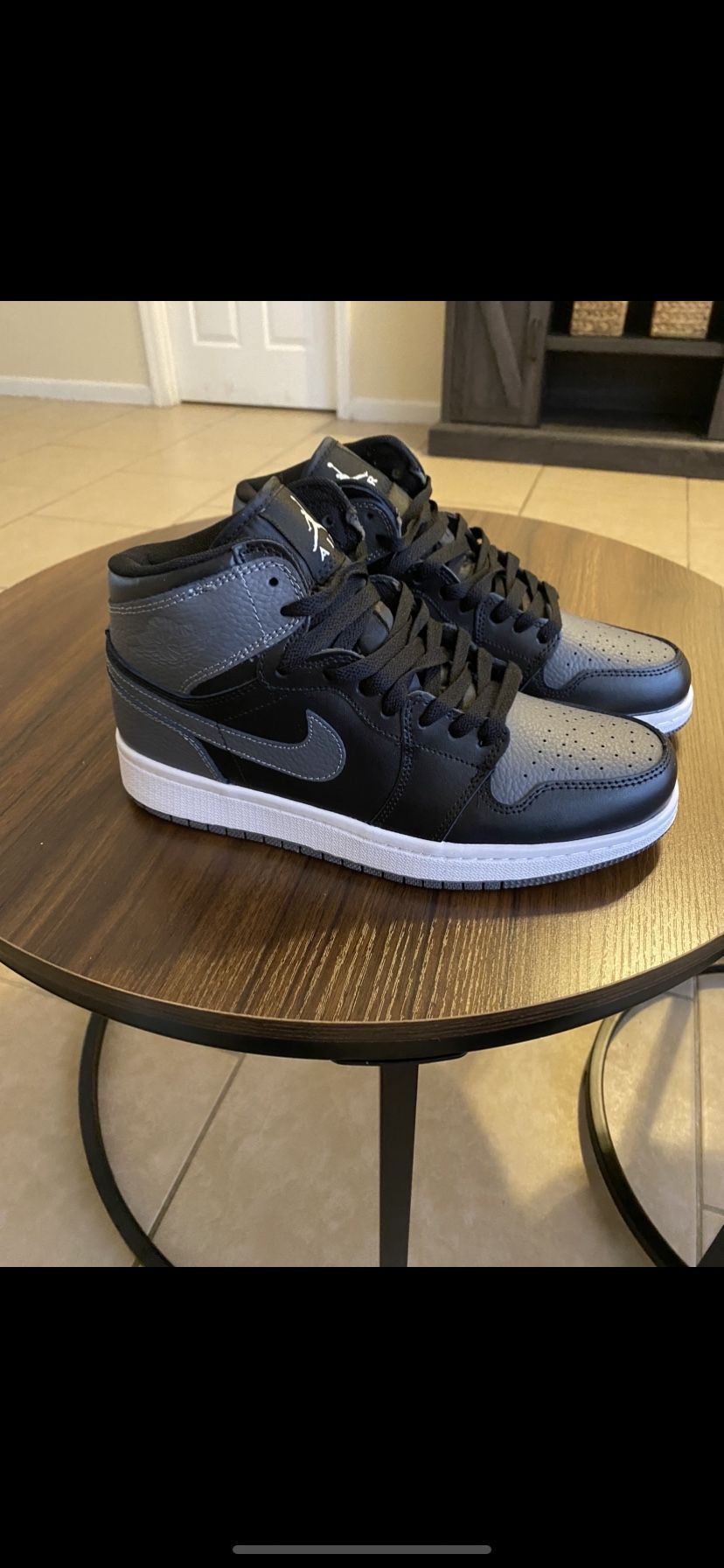 Nike Air Jordan Men’s Size 8 (New)