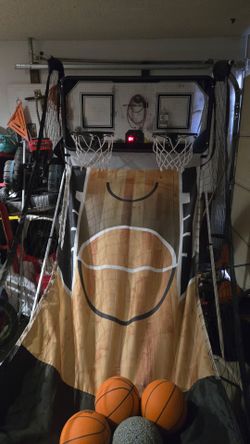 Basketball arcade