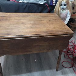 Antique/Vintage Drop Leaf Table