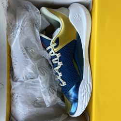 Curry 11 Size 11 Brand New Send offers!