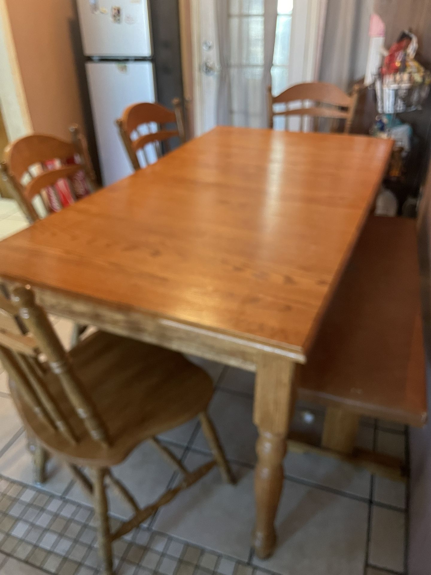 Solid Oak Table With 4 Chair & Bench