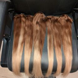 Clip In Hair Extensions 