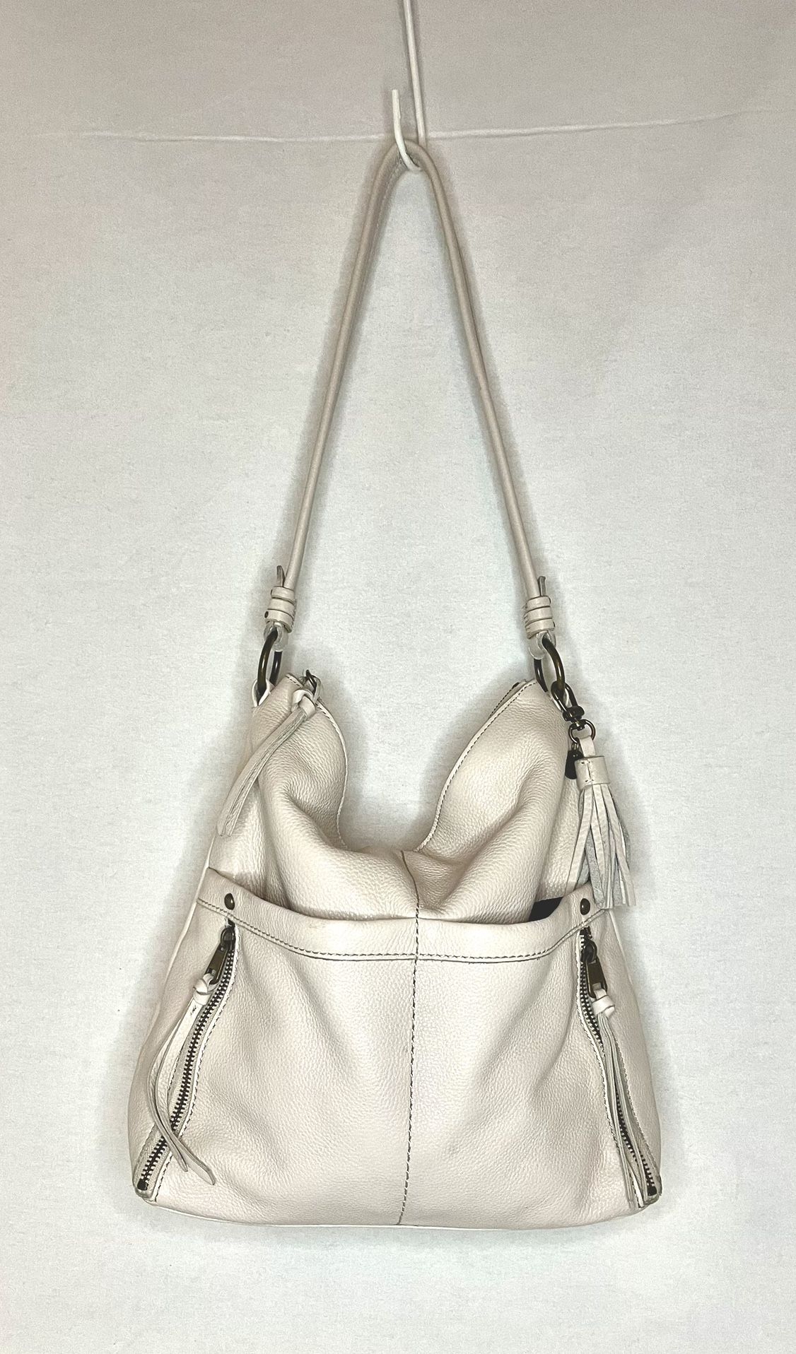 the sak collective “Suri Bag” Creamy Off White Bucket Bag Summer Purse