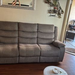 Recliner Couches 