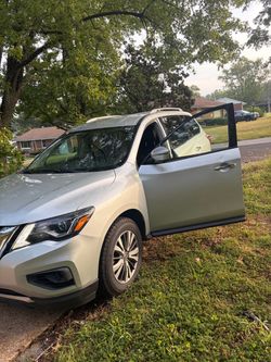 2020 Nissan Pathfinder