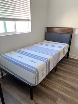 Twin foam memory mattress and frame
