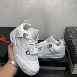 Aj4 Nike Air jordan 4 retro white metal size 7,7.5,8,8.5,9,9.5,10,10.5,11,12 