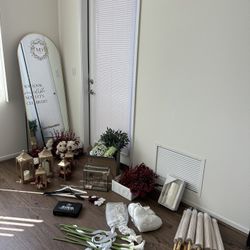 HUGE WEDDING DECORS FOR SALE