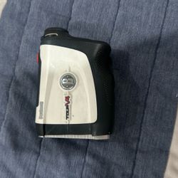 Bushnell Tour V4 Laser Golf Rangefinder- NEEDS NEW BATTERY