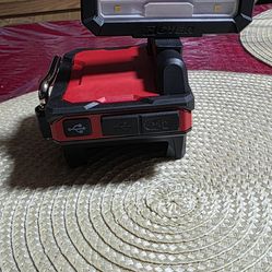 M18V 18-VOLT LITHIUM ION CORDLESS 1000 LUMENS ROVER COMPACT FOLDING FLOOD LIGHT WITH USB CHARGING BRAND NEW TOOL ONLY