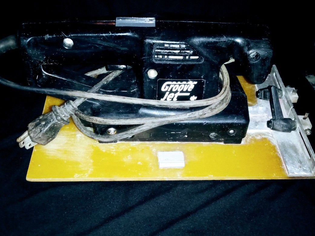 Groove Jet Hot Knife Groover