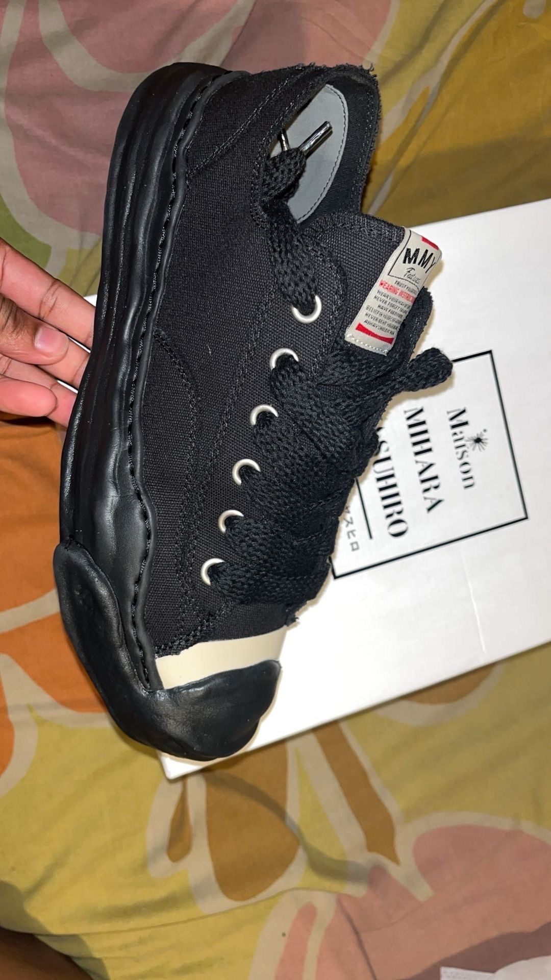 Maison Mihara Black And White