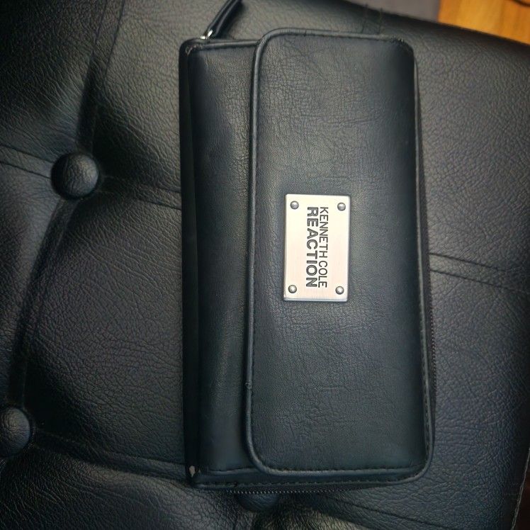 Kenneth Cole Wallet