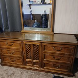 DREXEL HERITAGE Triple Dresser with Glass Top 
