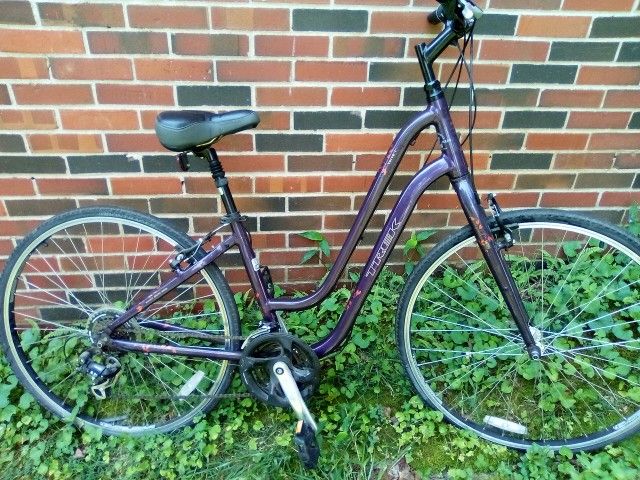 Trek Hybrid Ladies Purple Bike