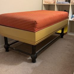 Bench Ottoman storage