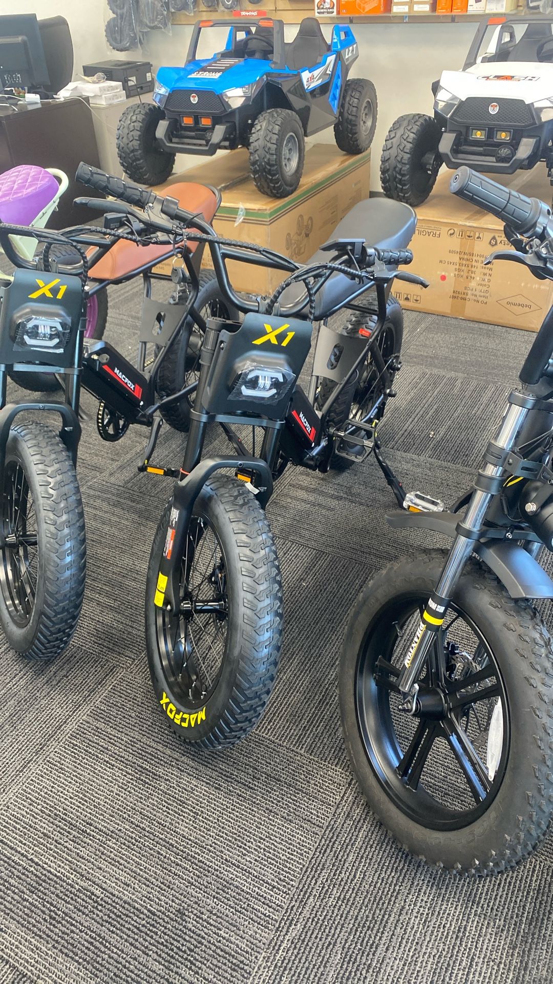 MacFox X1S 750W 48V (25mph/38-76 Mile Range)