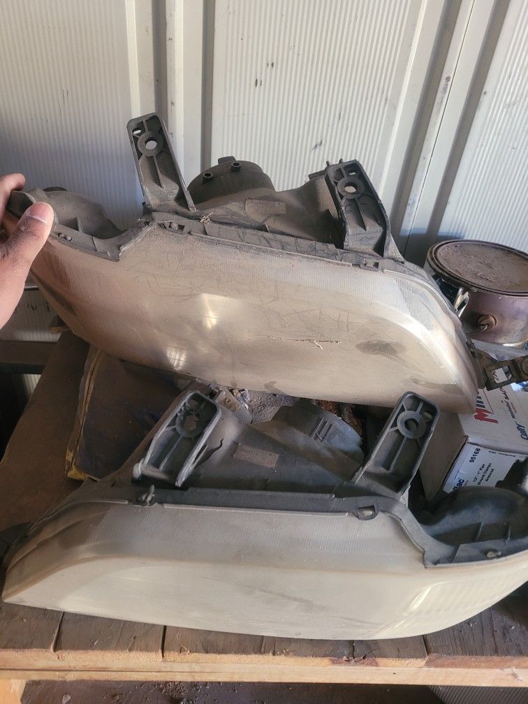 96-2000 Crv Headlights