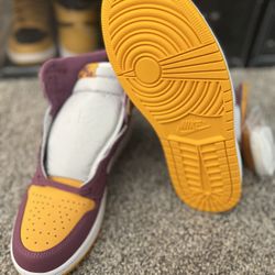 Jordan 1 OG Brotherhood