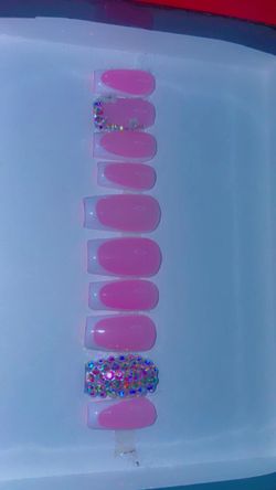 Pink Press-On Nails with Rhinestone Accent
