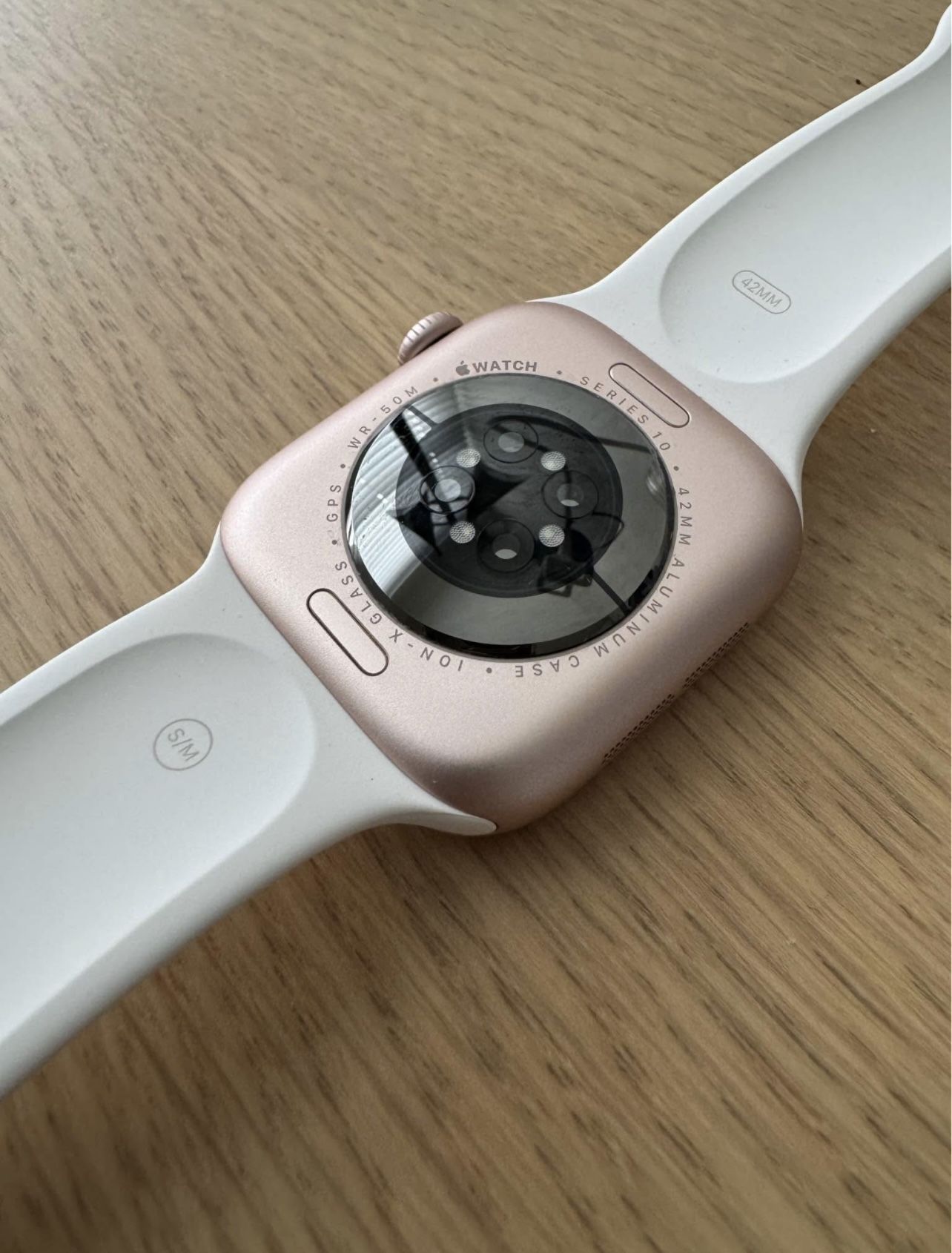 Apple Watch Series 7 42mm Rose