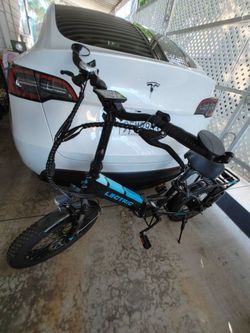 Lectric XP Step -Thru 3.0 Ebike and XP Trike For Sale