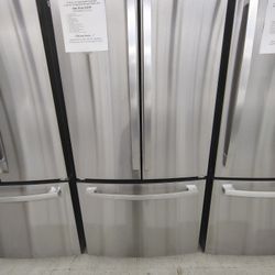 NEW MONTH SALE! GE 18.6 cu. ft. Counter Depth French Door Refrigerator In FingerPrint Resistant Stainless Steel