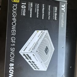 Thermaltake GF1 Snow 850w